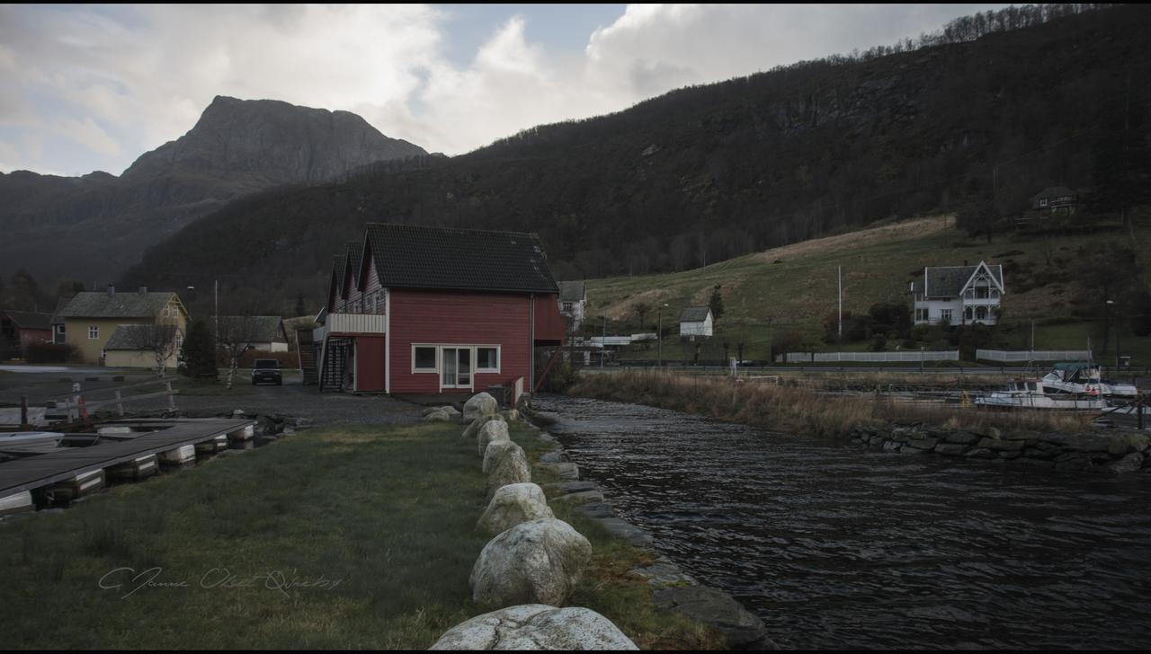 Grandane Feriehus Strangfjordens Екстериор снимка